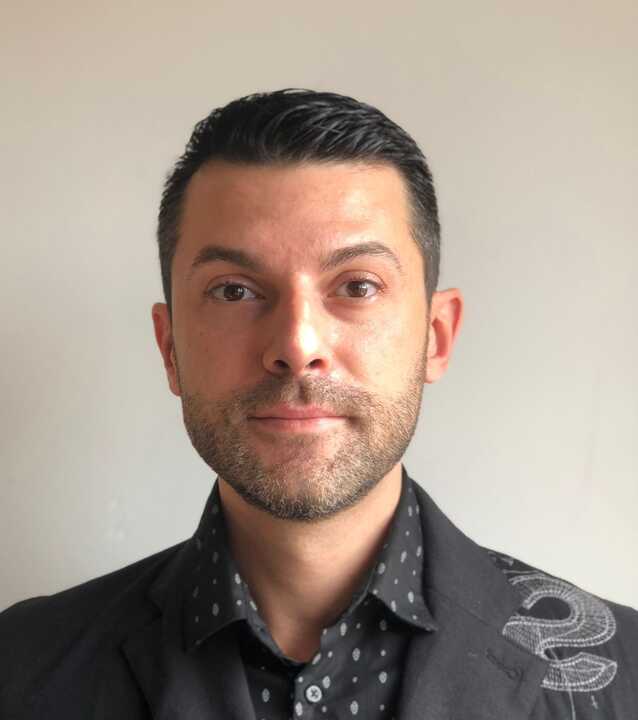 2.- JONATHAN GARCÍA