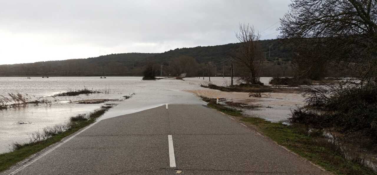 Aspecto que presenta la carretera de Granja Florencia