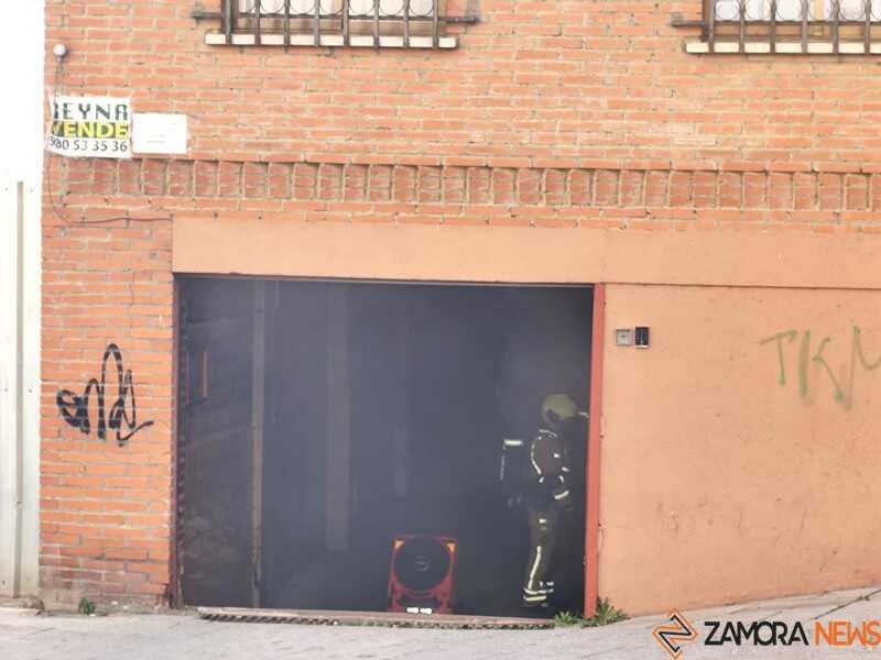 bomberos de Zamora en la Plaza Santa Eulalia