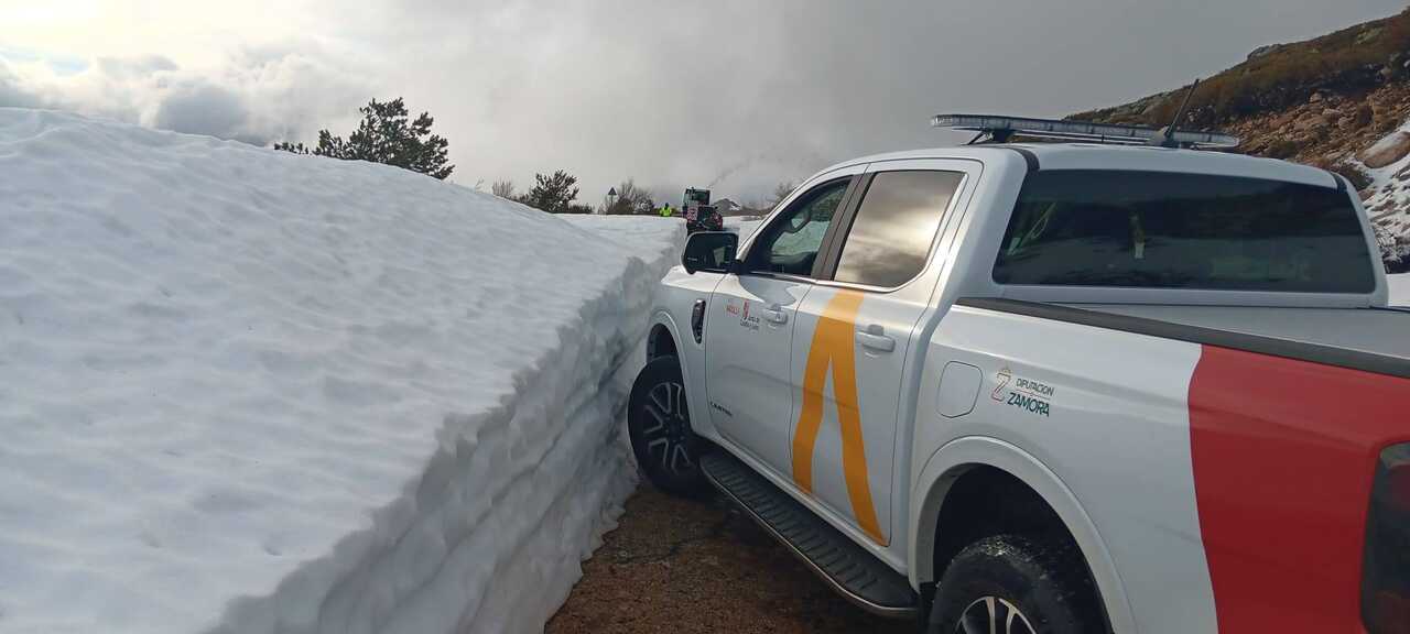 Coche de la Diputación de Zamora