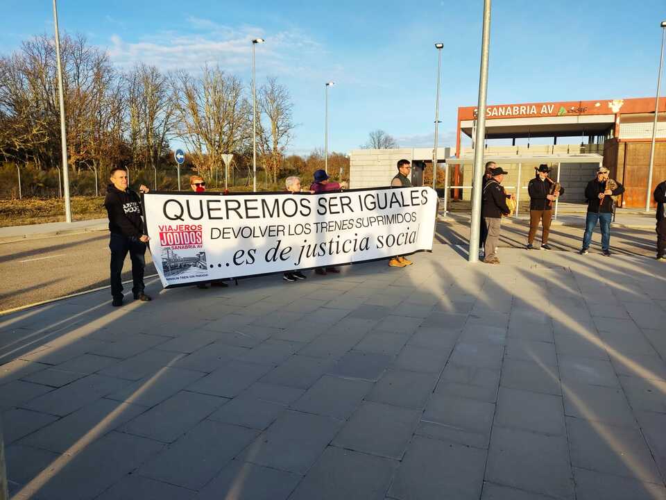 Protestas Otero de Sanabria paradas ave
