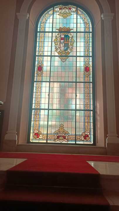 Vidriera de la escalera del Ayuntamiento de Zamora