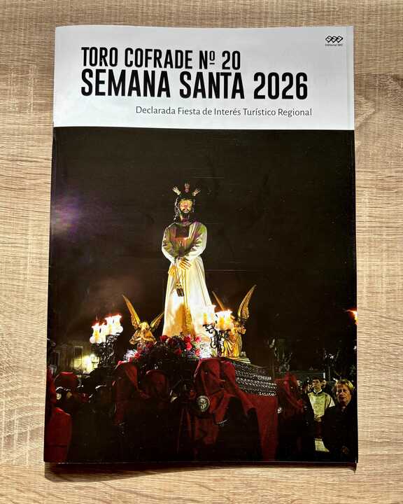 Imagen Revista Toro Cofrade