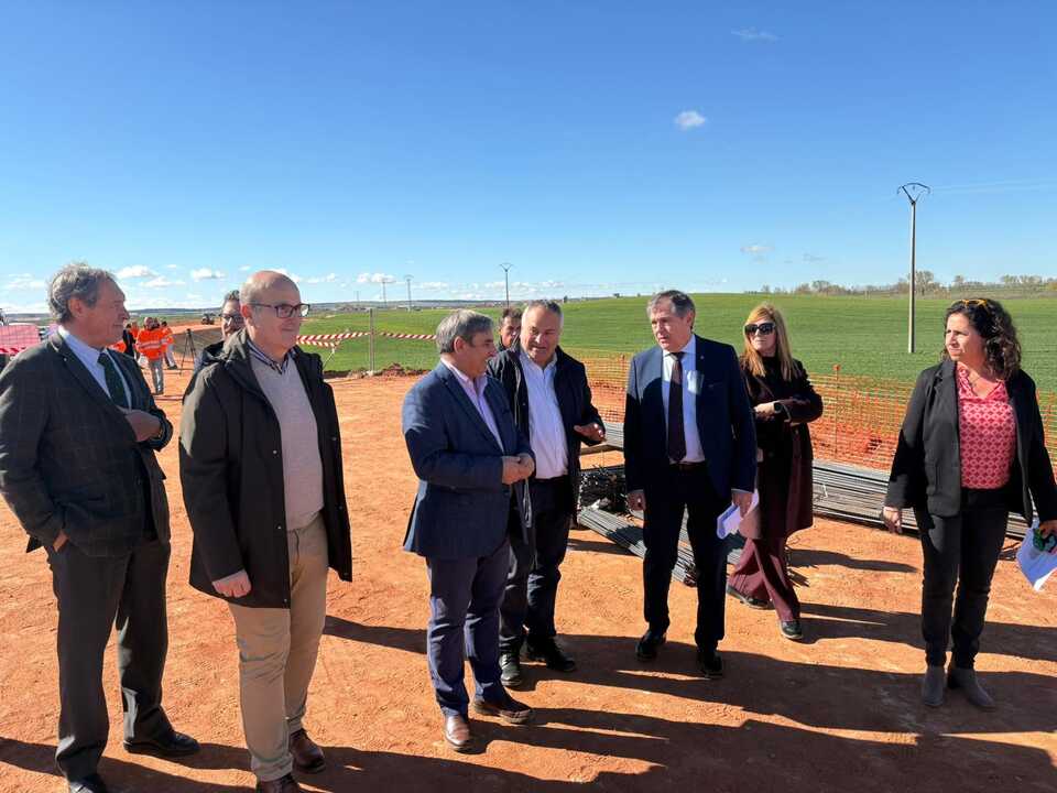  Obra del nuevo puente sobre el río Valderaduey _3