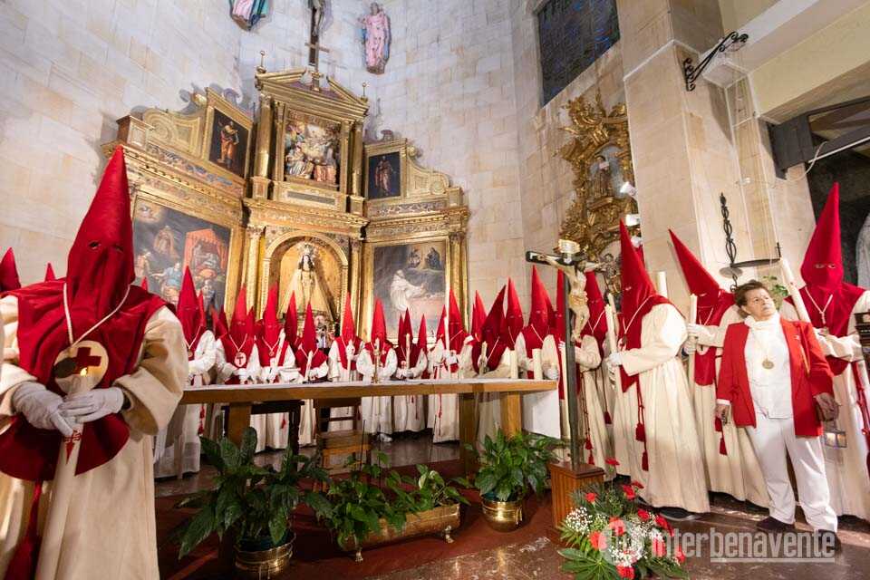 Cofradía del Silencio - imagen Interbenavente