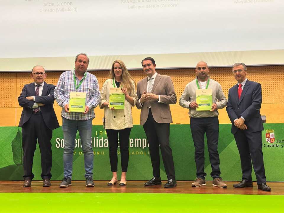 Entrega de los reconocimientos