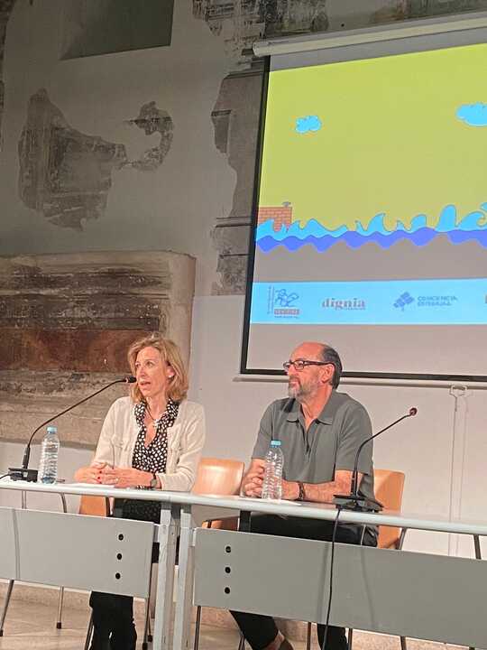 Un momento de la presentación del libro