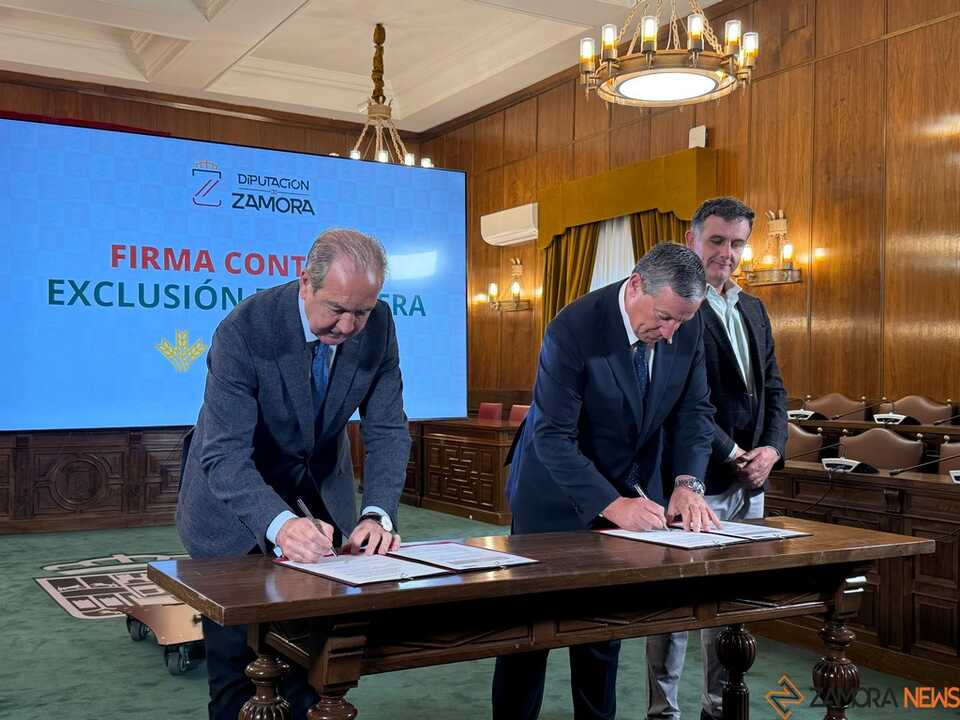 Firma Contrato Financiera Móvil Diputación de Zamora _2