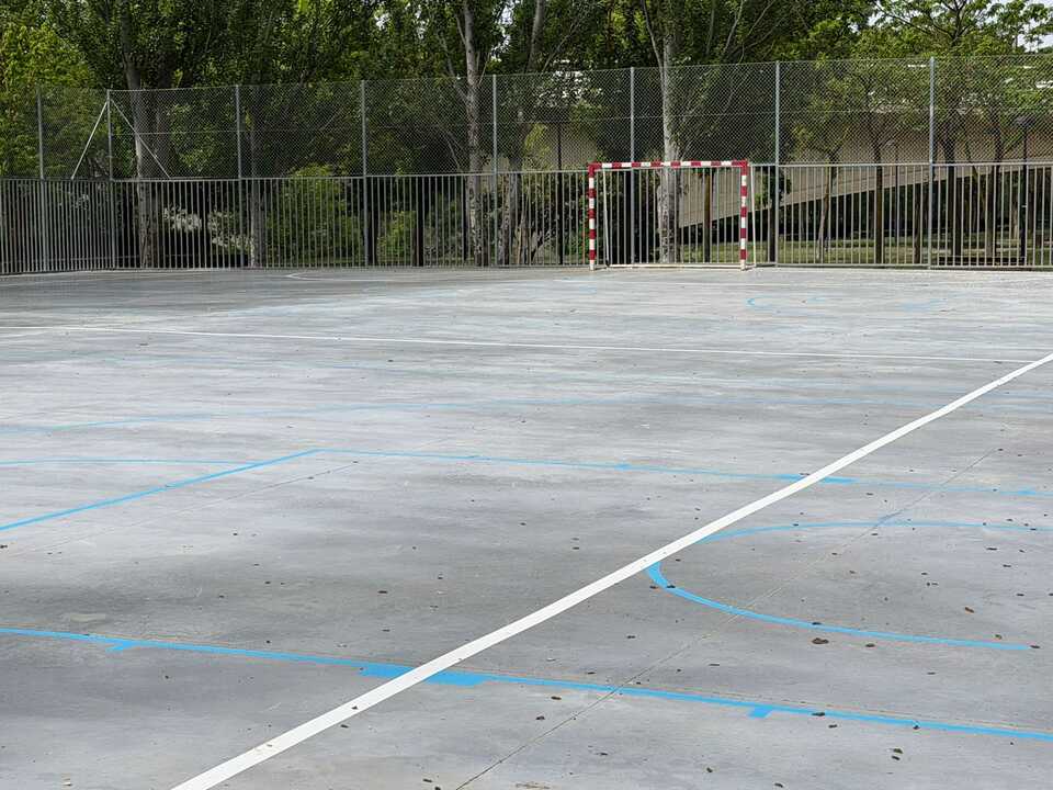 Pista deprtiva en Olivares. Foto Ayuntamiento de Zamora1