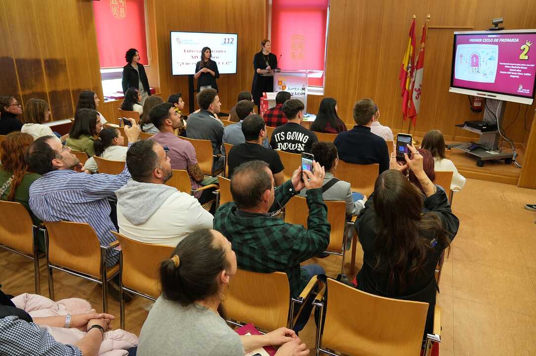 Entrega de Premios del concurso '¿Qué es para ti el 1-1-2''