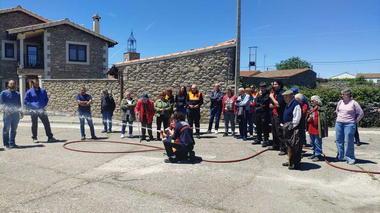 bomberos y niños carbellino de sayago