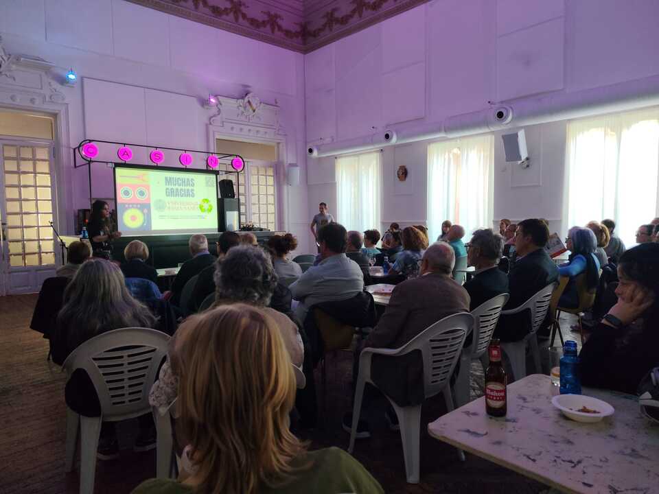 Público en el Pint Of Sciencie que se celebra en el Casino de Zamora