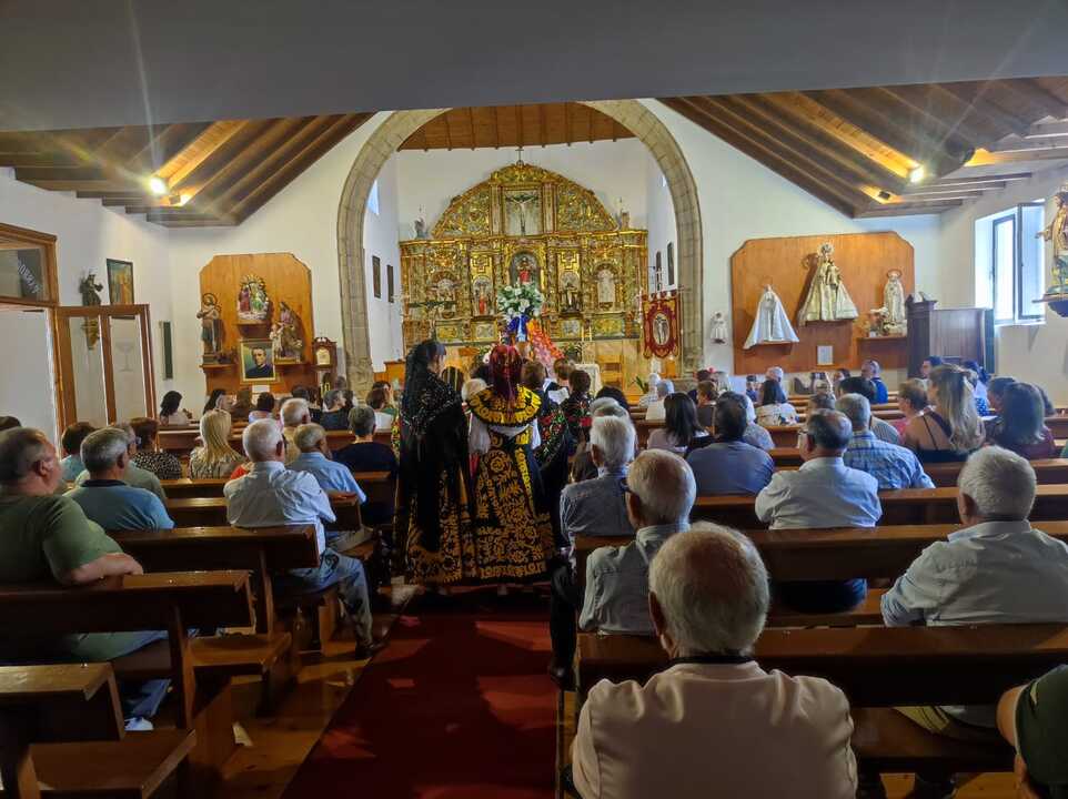 Santibáñez de Tera celebra la novena (1)
