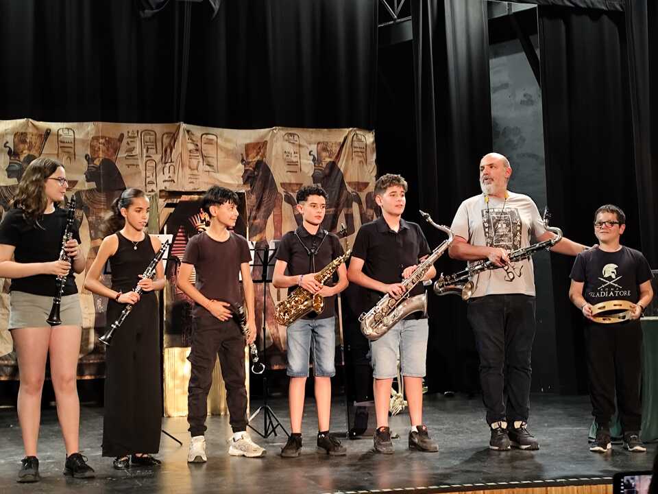 Imagen de banda del colegio