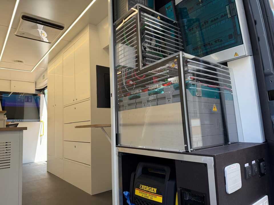Vehículo laboratorio móvil