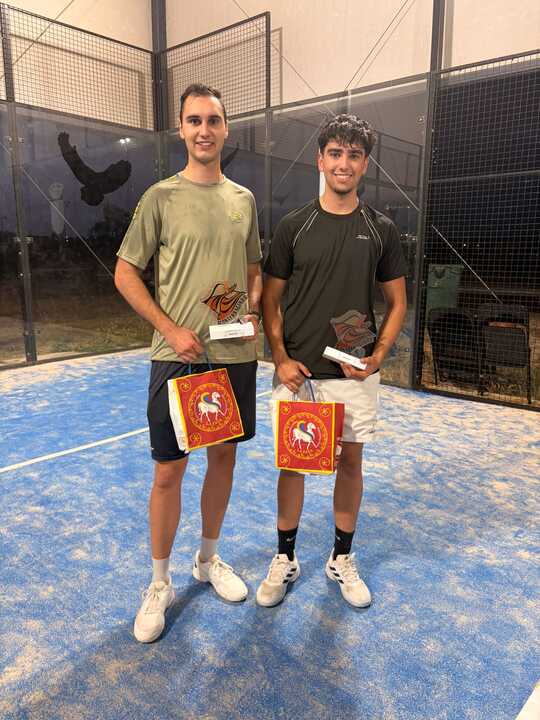 Iván y Miguel Alonso ganadoress Torndeo de Pádel Mofarracinos 2026
