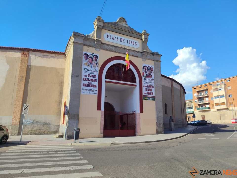 Carteles Feria Taurina de San Pedro 2026 