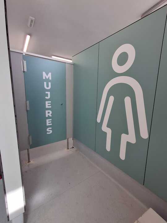 Nuevos vestuarios piscina municipal de Toro _3