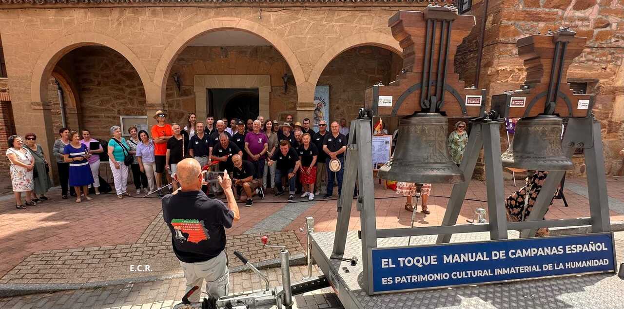 Tábara hace sonar sus campanas (1)