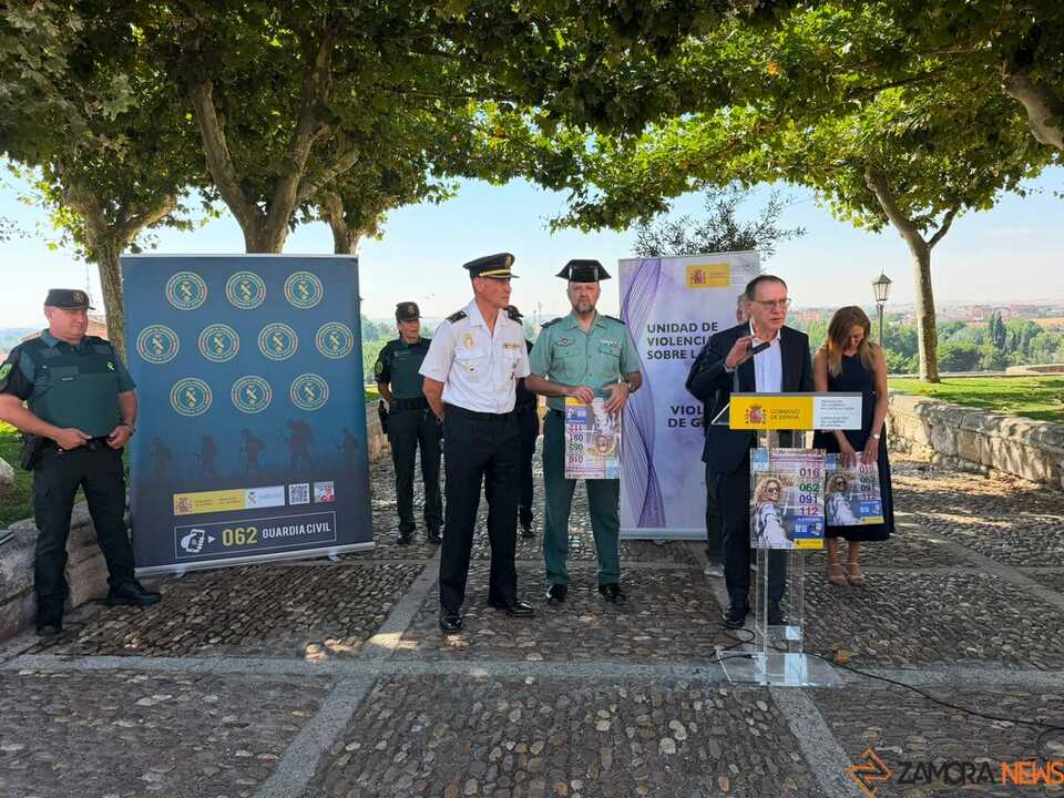 Campaña No caminas sola _3