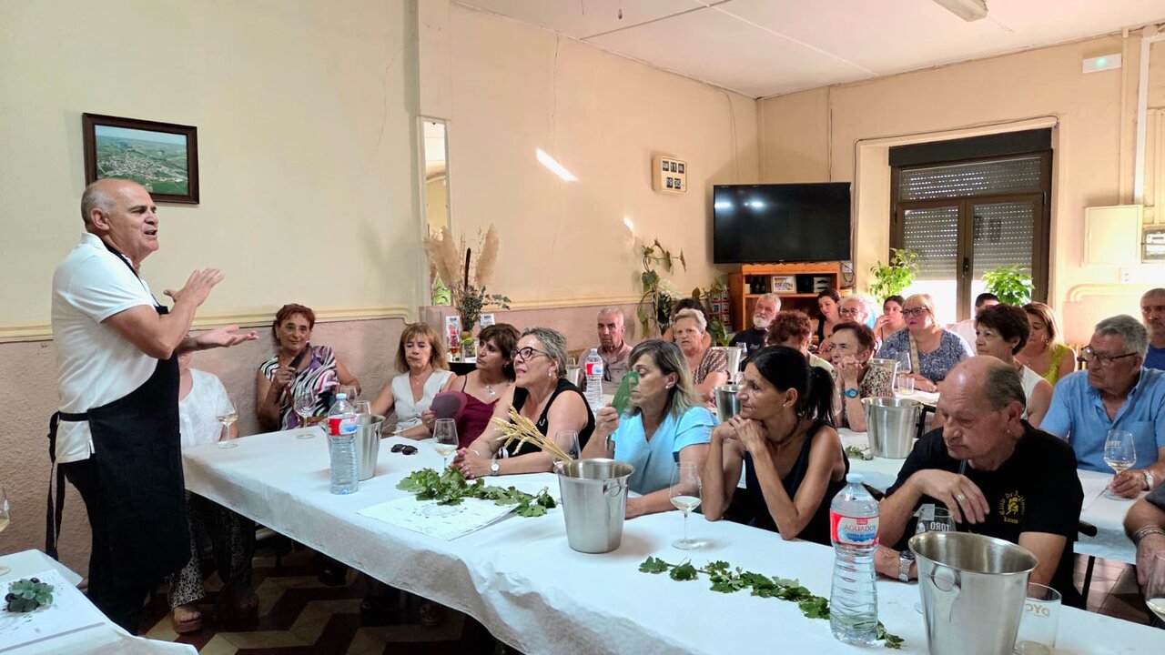 El Gato Negro celebra 90 años de historia con una cata de vinos dirigida por Eladio Riesco (3)