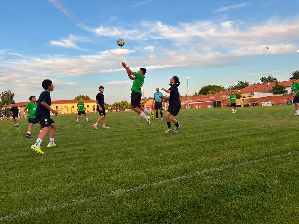 Corrales del Vino. campo de fútbol  (2)