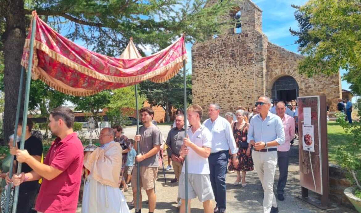 Festividad de Santa María Magdalena en Mózar de Valverde_2 - imagen Diputación