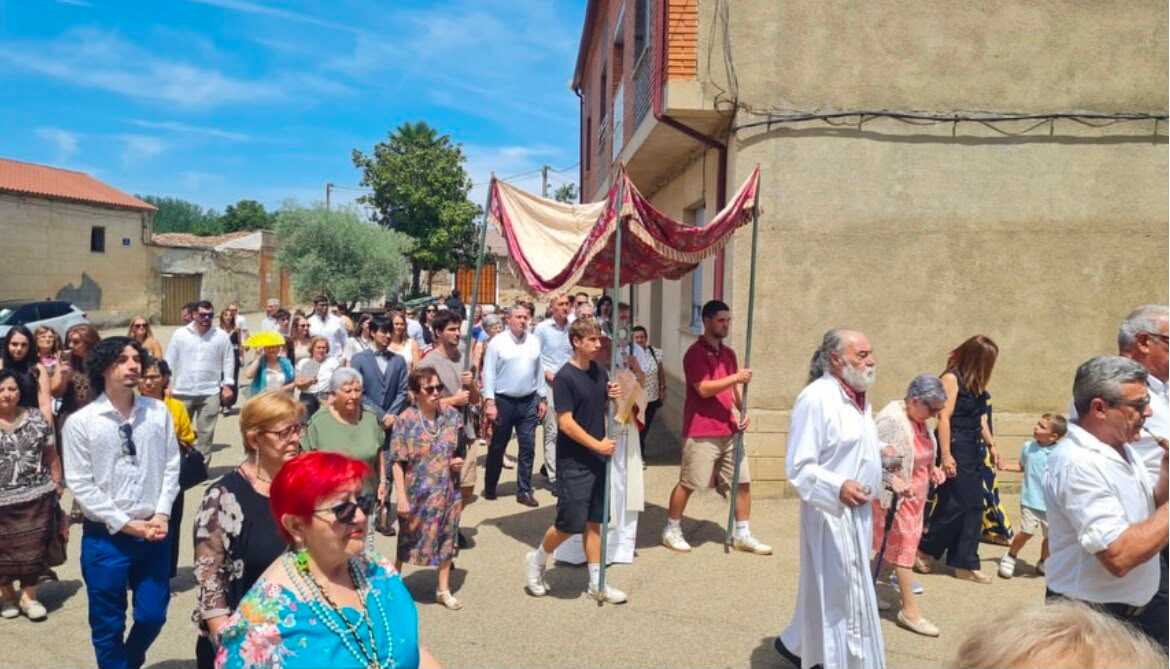 Festividad de Santa María Magdalena en Mózar de Valverde_3 - imagen Diputación