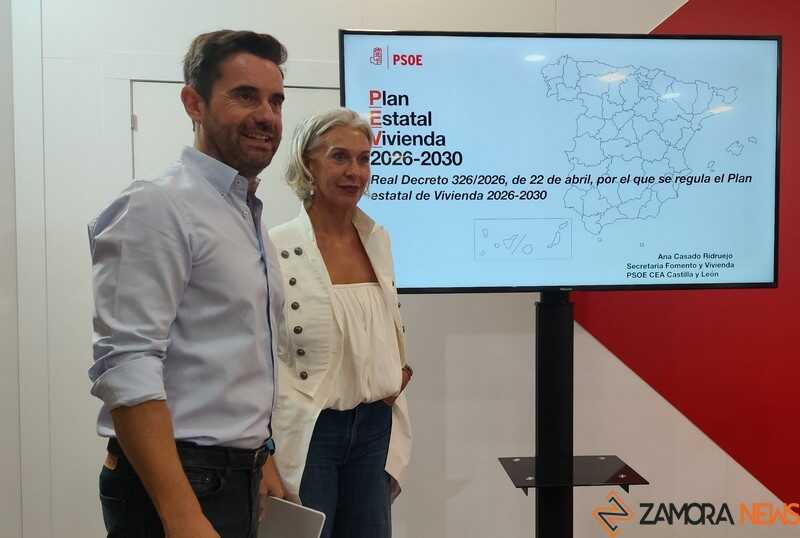 Antidio Fagúndez y Ana Casado antes de la presentación del Plan Estatal de Vivienda