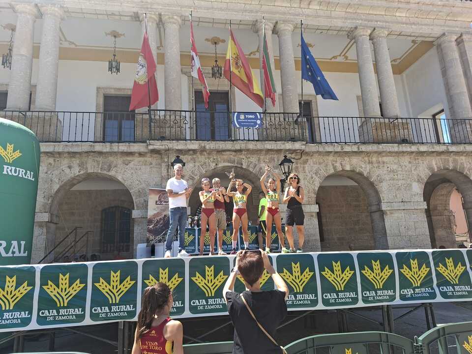 Podio Infantil Femenino C. P. Ciudad de Toro